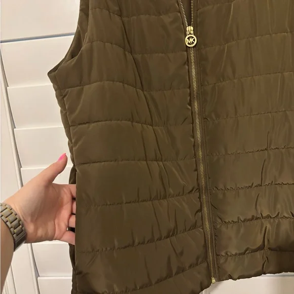 Michael Kors Brown Quilted Puffer Vest - Picture 2 of 3